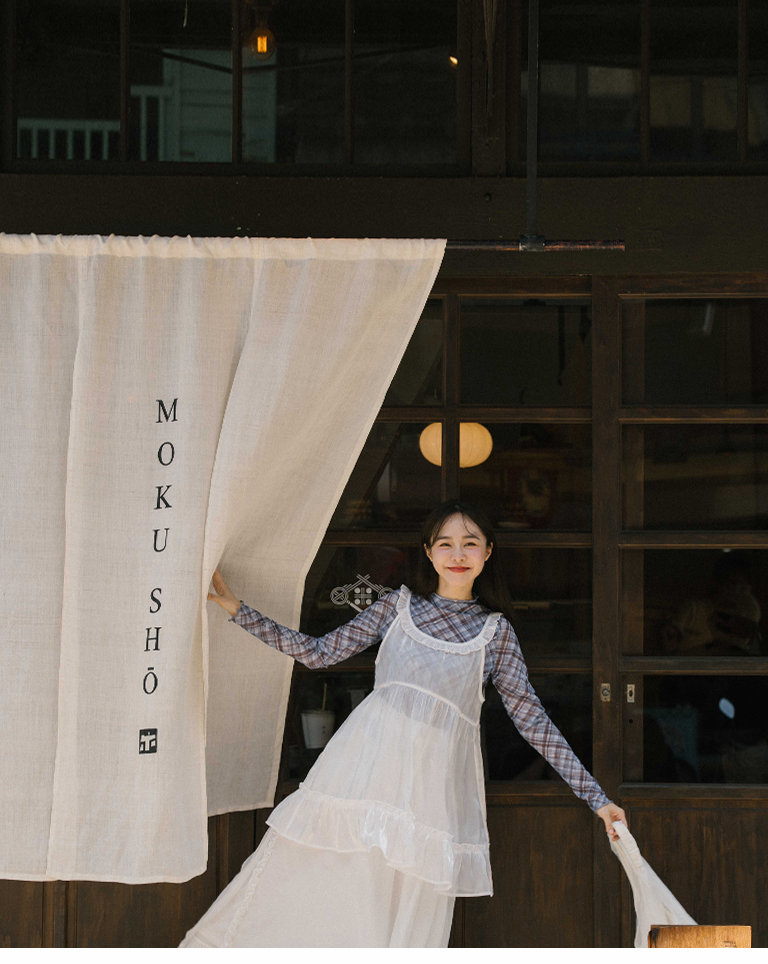 シャイニーシアーフリルジレ 3色展開