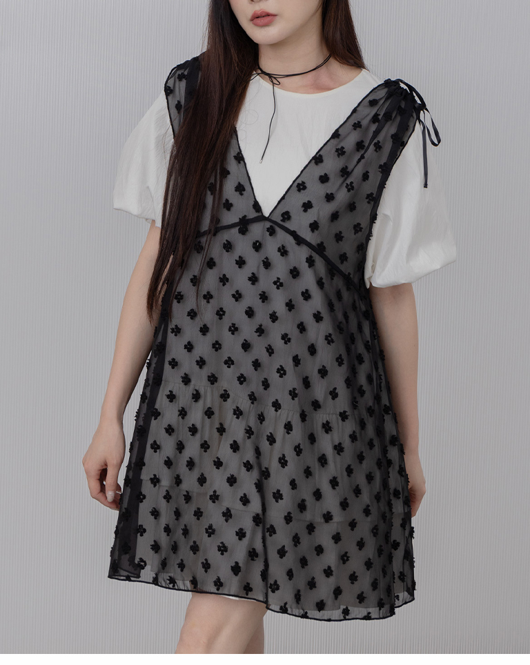 ドロストリボン花柄シアーノースリーブトップス 2色展開