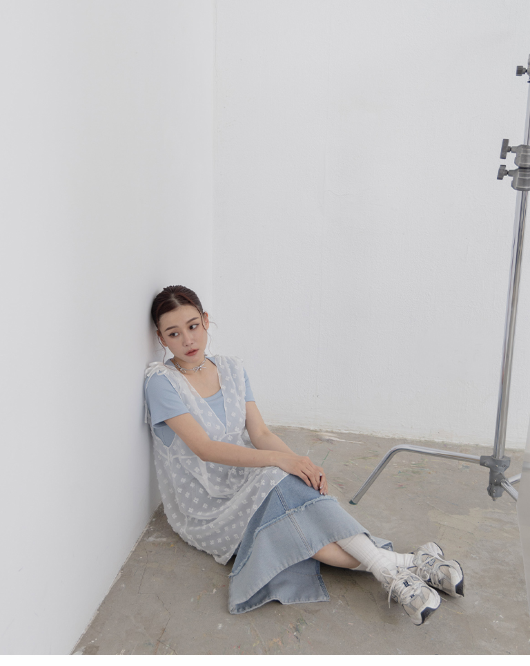 ドロストリボン花柄シアーノースリーブトップス 2色展開