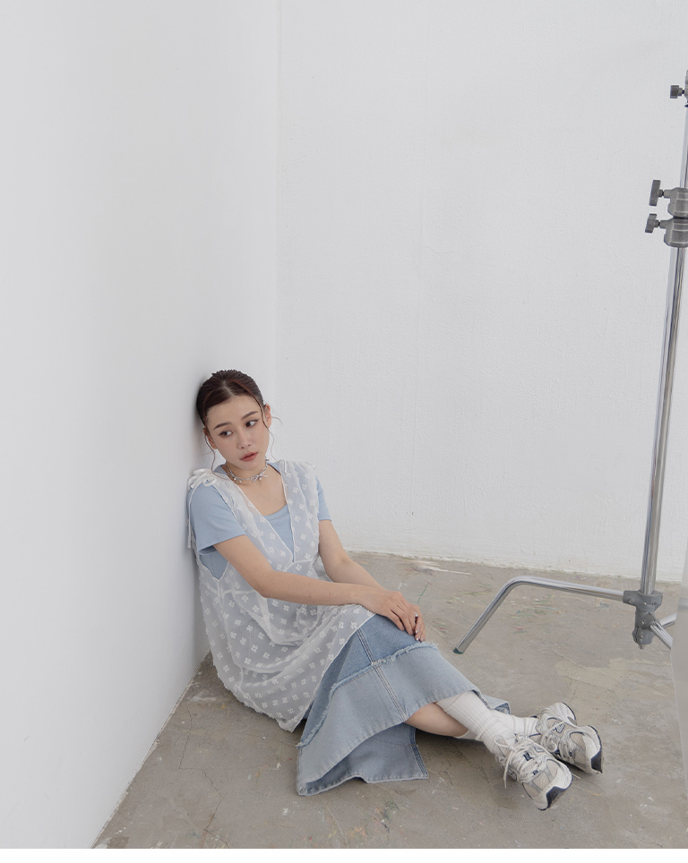 ドロストリボン花柄シアーノースリーブトップス 2色展開