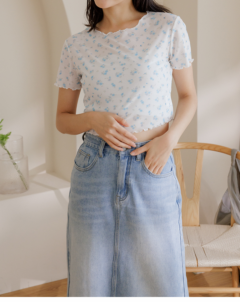 花柄シアー半袖トップス 2色展開