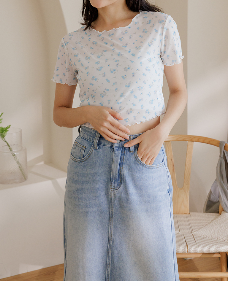 花柄シアー半袖トップス 2色展開