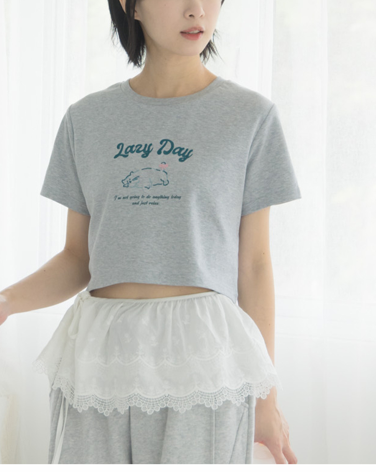 ネコ刺繍クロップドトップス 2色展開
