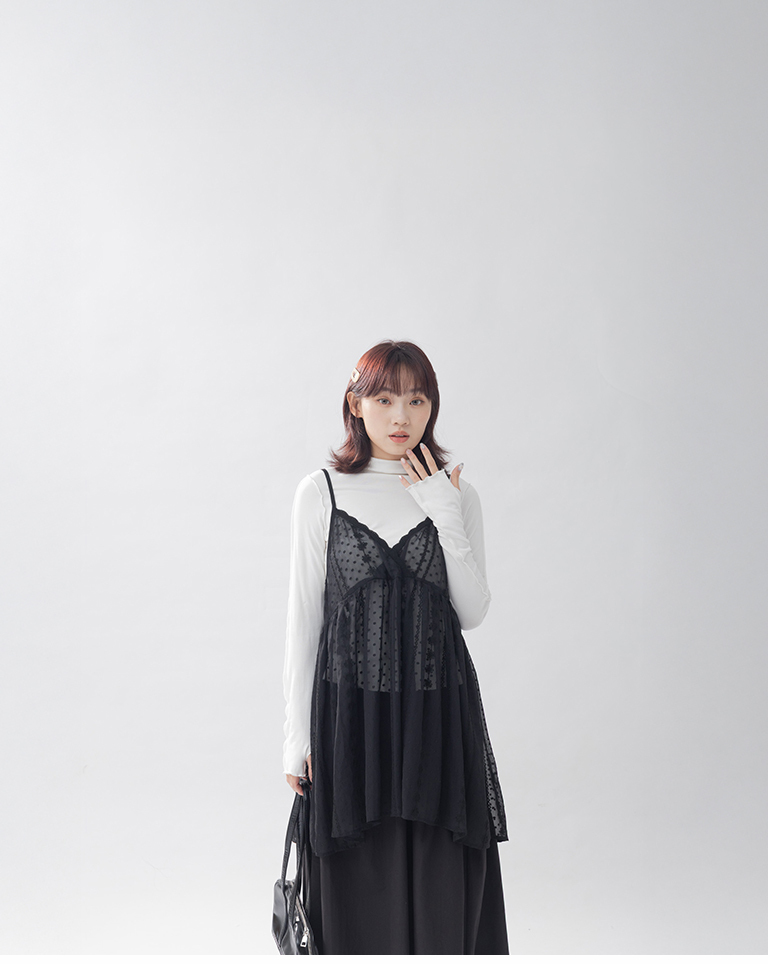 フローラル透けベスト　２色展開