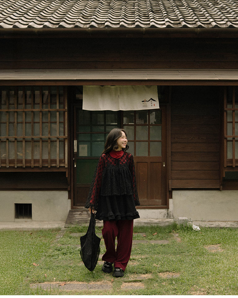 しわ感バックリボンベスト 3色展開