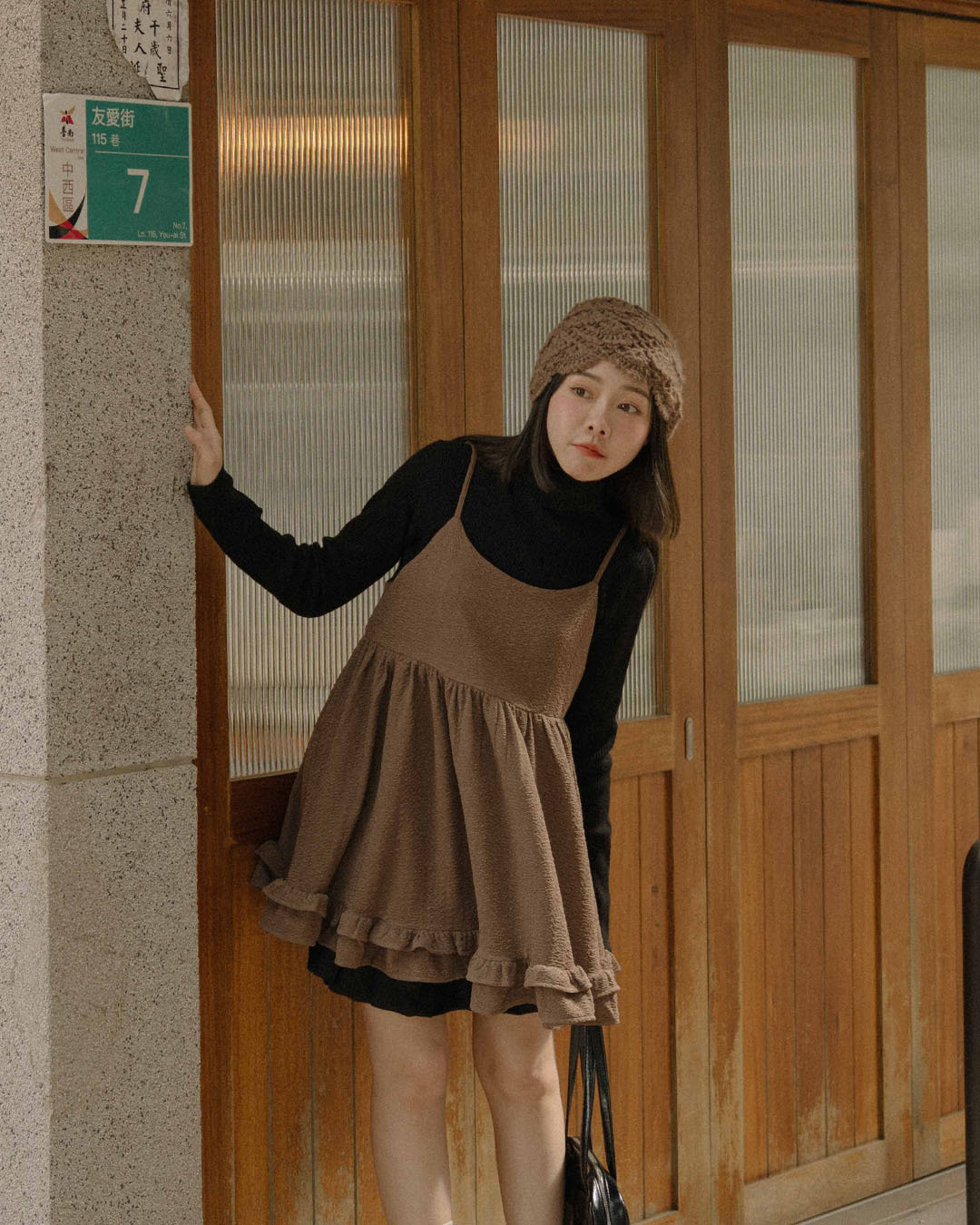 しわ感バックリボンベスト 3色展開