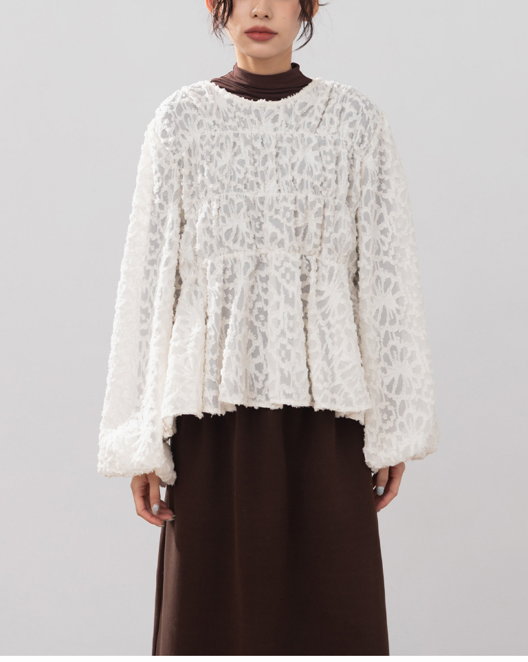 フェザージャカード透かしトップス 3色展開