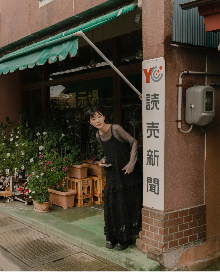 シワ感フリルシアートップス 3色展開