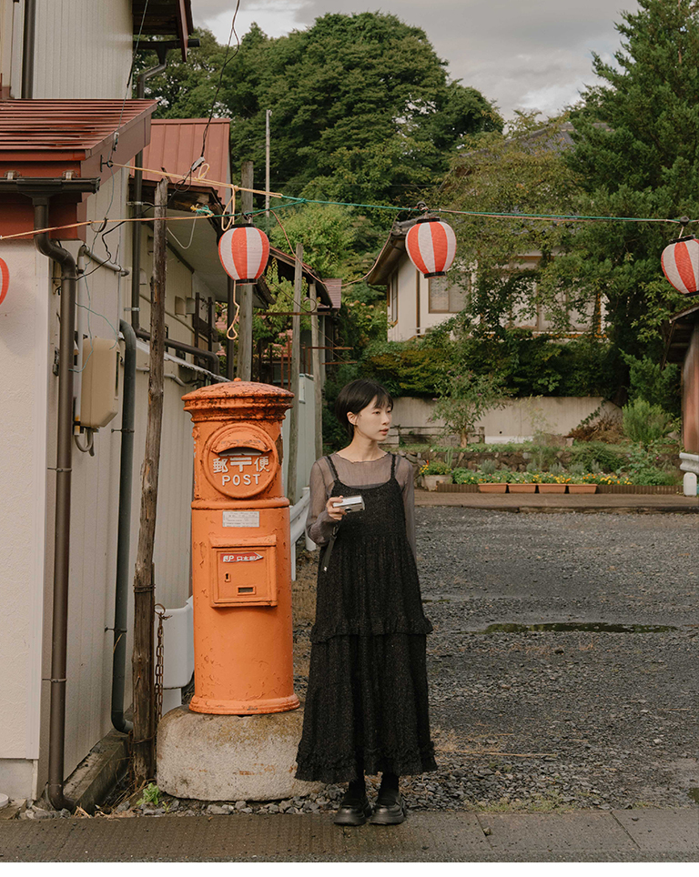 シワ感フリルシアートップス 3色展開