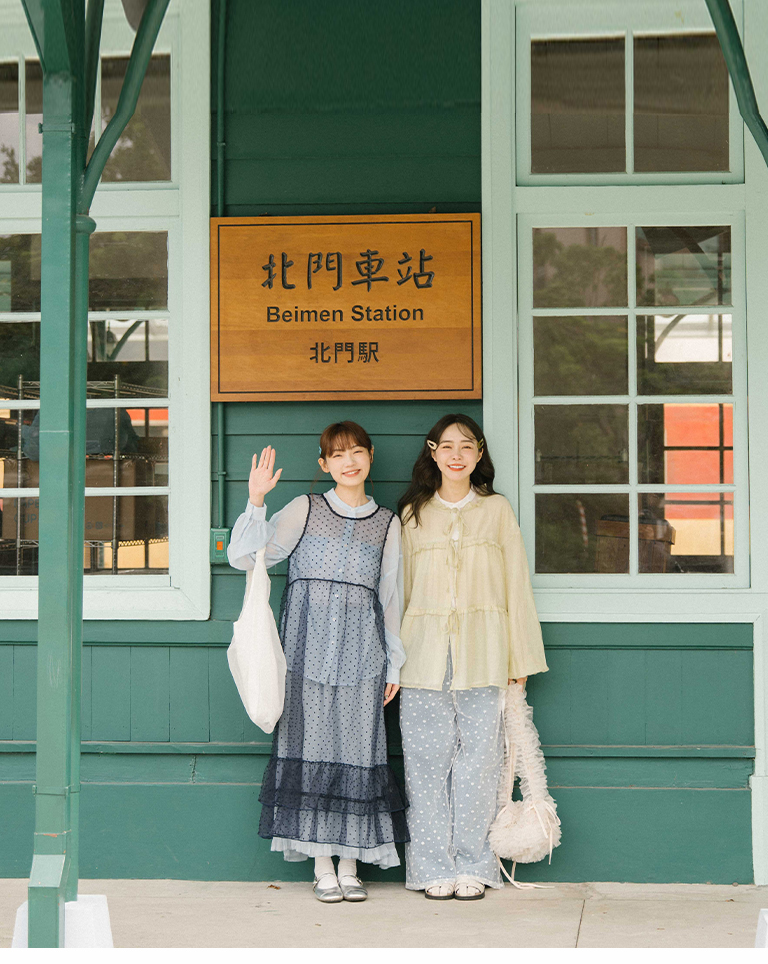 ドットシアーフリルタイジレ ネイビー