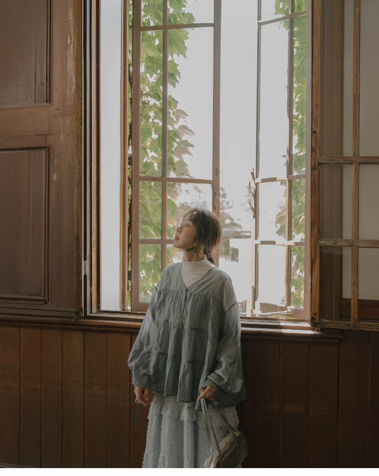 微光沢ティアードブラウス 2色展開