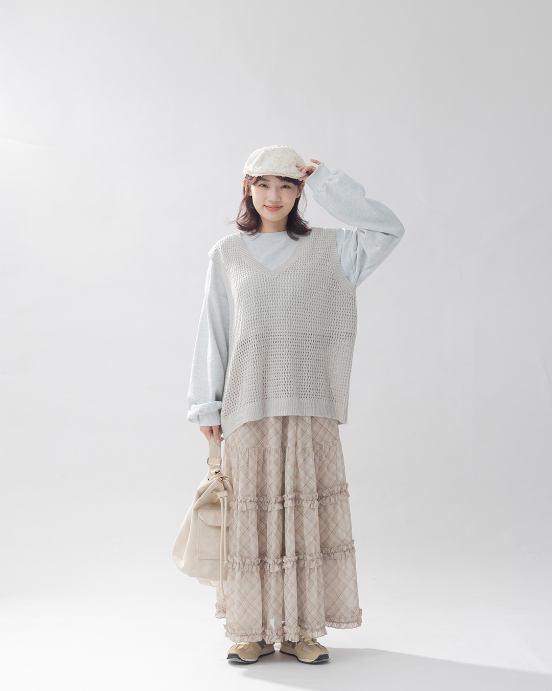 Vネックニットベスト　4色展開　