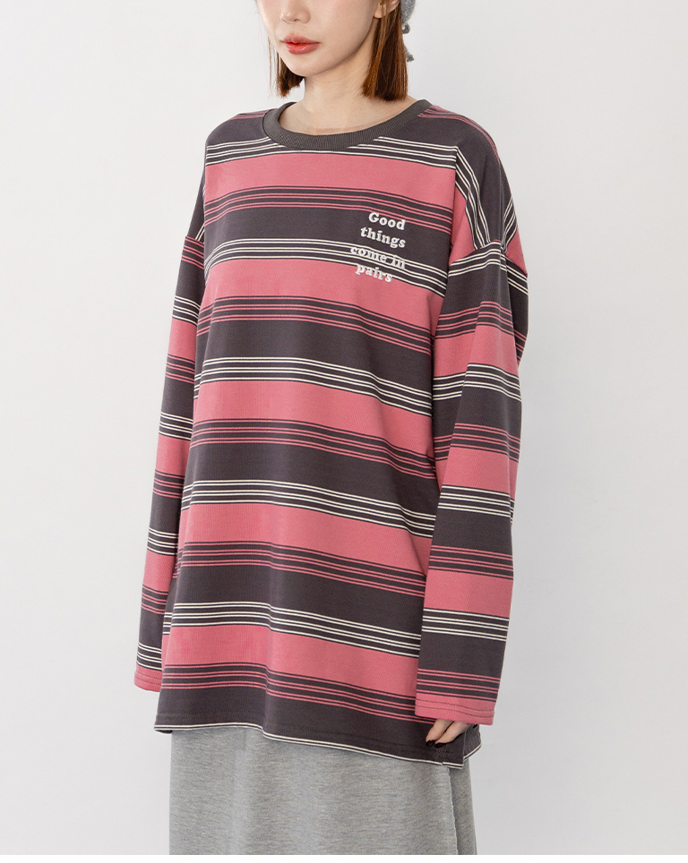 ロゴ刺繍ボーダートップス 2色展開