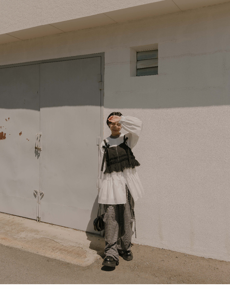 リボンジップベスト Black