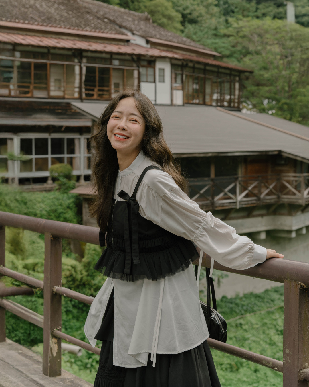 リボンジップベスト Black