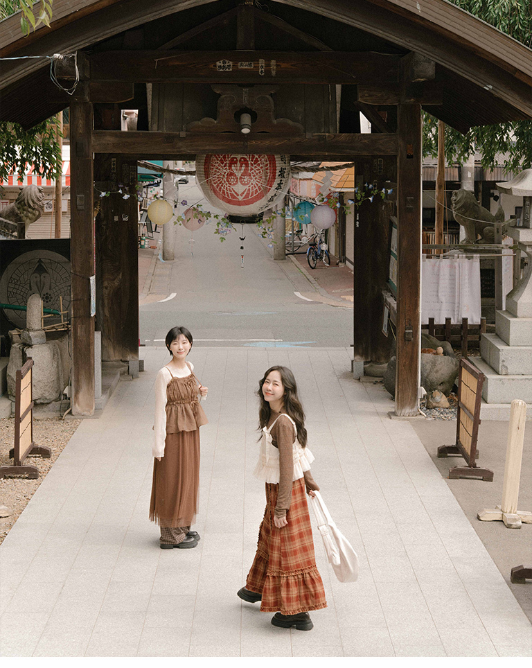 フリルシアーオーバーベスト 4色展開