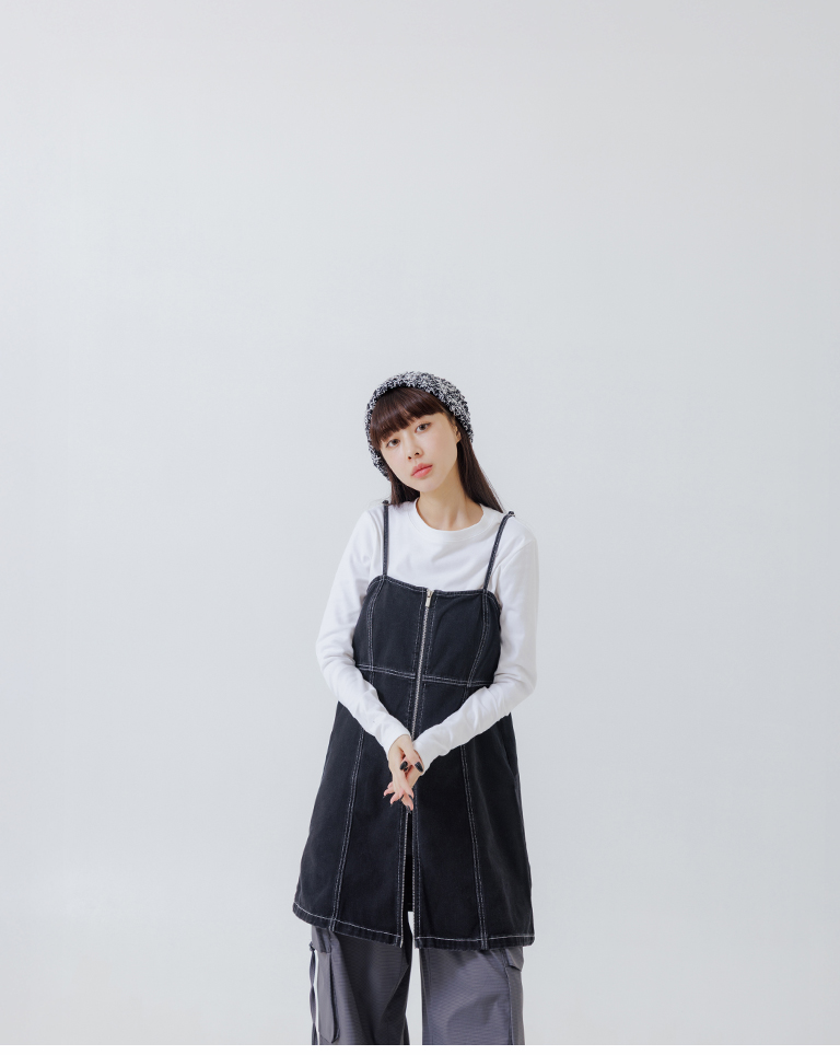 配色ステッチデニムベスト