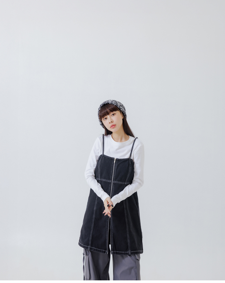 配色ステッチデニムベスト
