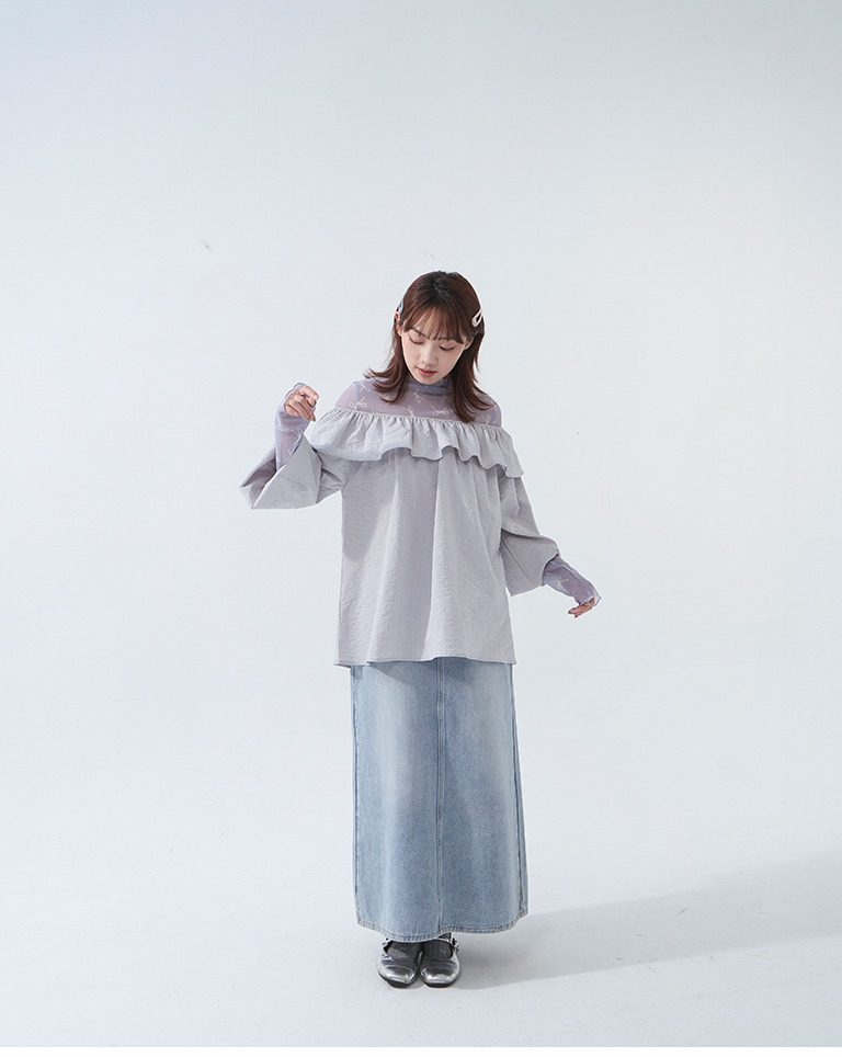 オフショルフリルトップス2色展開