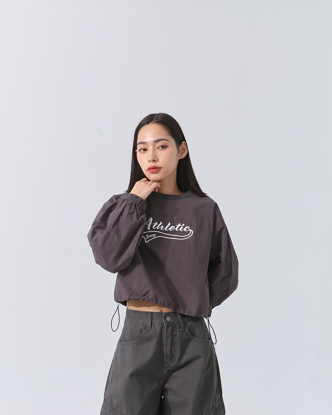 ロゴ刺繍シャギートップス  2色展開