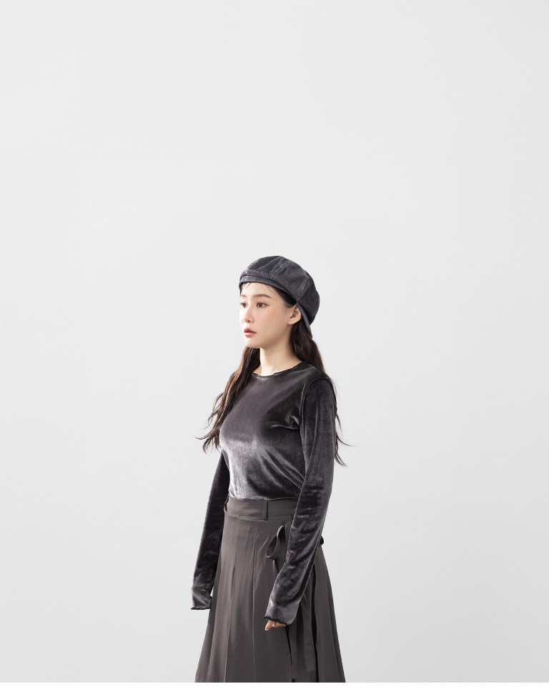 ベロアフリルショートトップス 2色展開