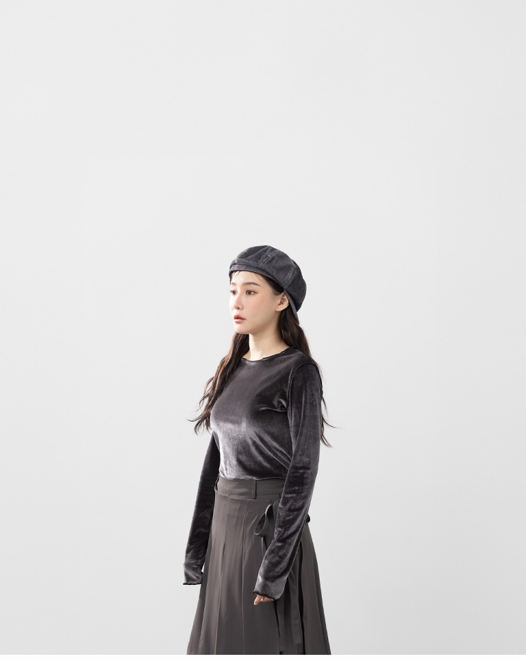 ベロアフリルショートトップス 2色展開