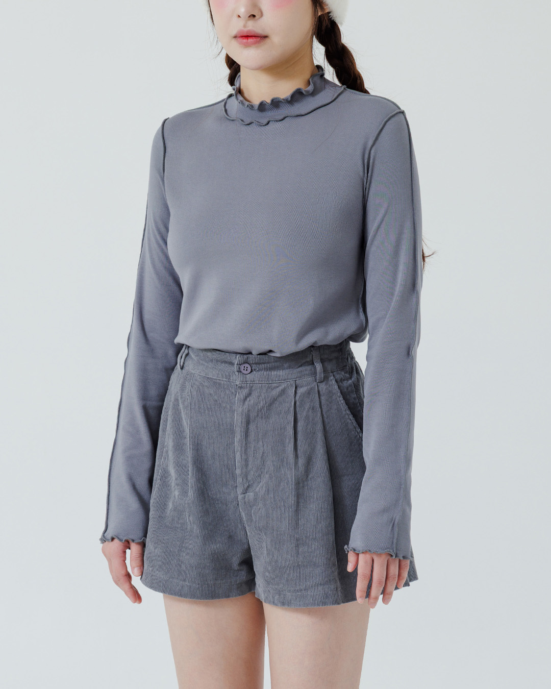 起毛フリルハイネックトップス グレー