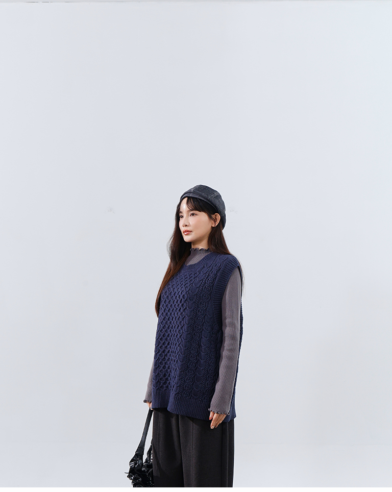 ケーブルワイドニットベスト 4色展開