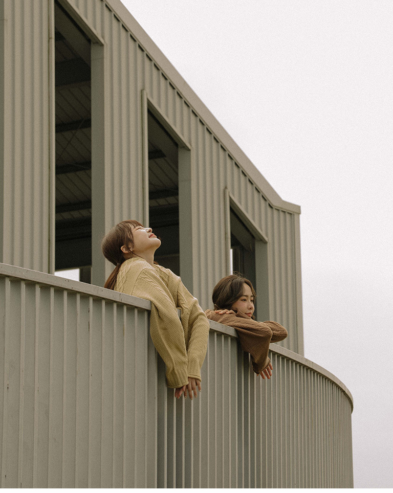 ケーブル編みゆったりニットセーター 7色展開