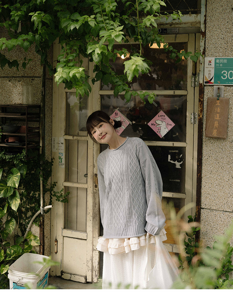 ケーブル編みゆったりニットセーター 7色展開