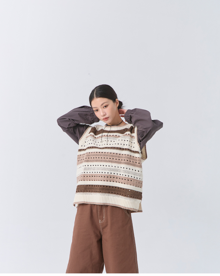 ストライプ透かし編みニットベスト 2色展開