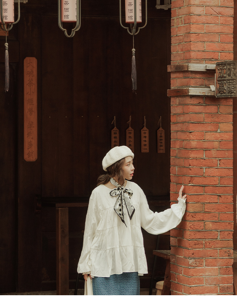 春1尚未收到---ケーキ切替フレアトップス 2色展開