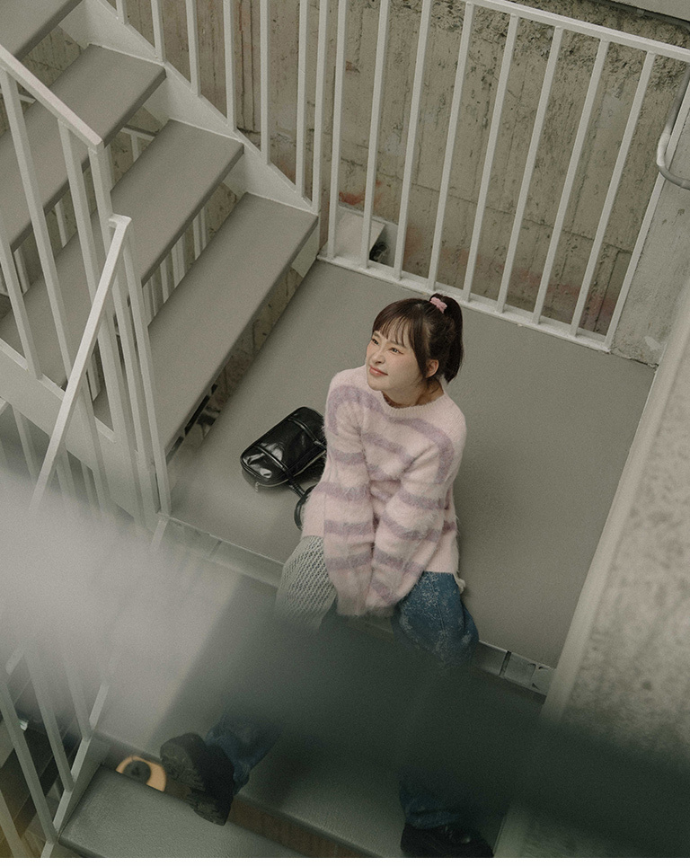 シャギー配色ボーダーニット 2色展開