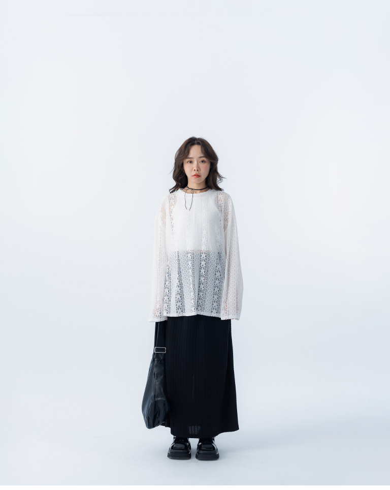 レースジャカードシアートップス 2色展開