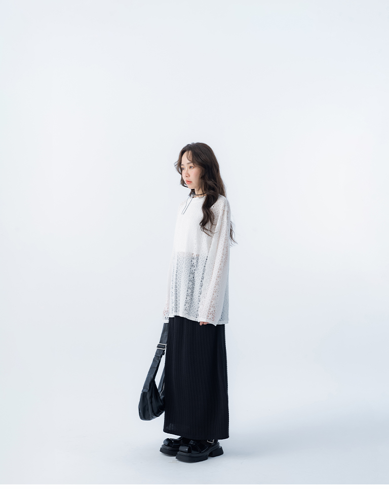 レースジャカードシアートップス 2色展開