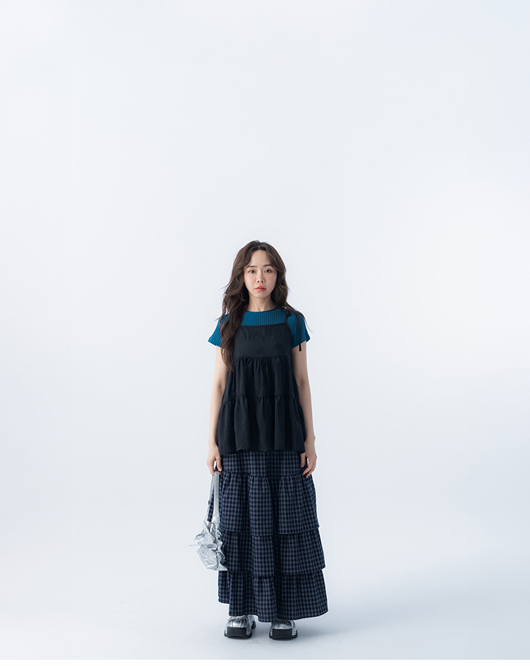 フラワー刺繍シアーキャミソール 4色展開