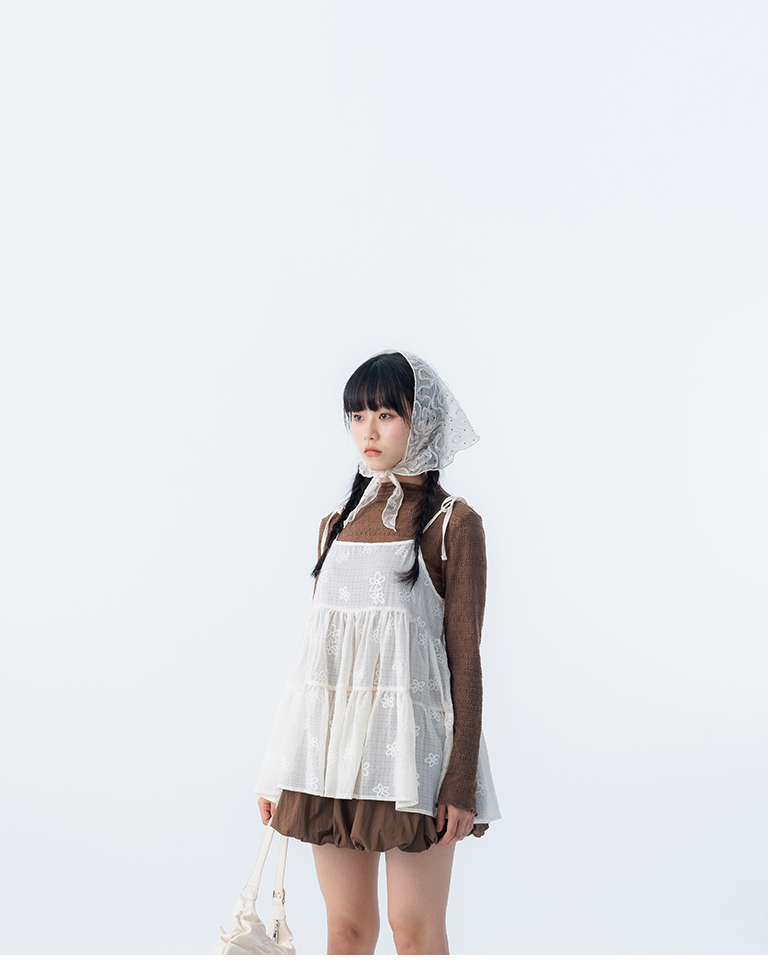 フラワー刺繍シアーキャミソール 4色展開