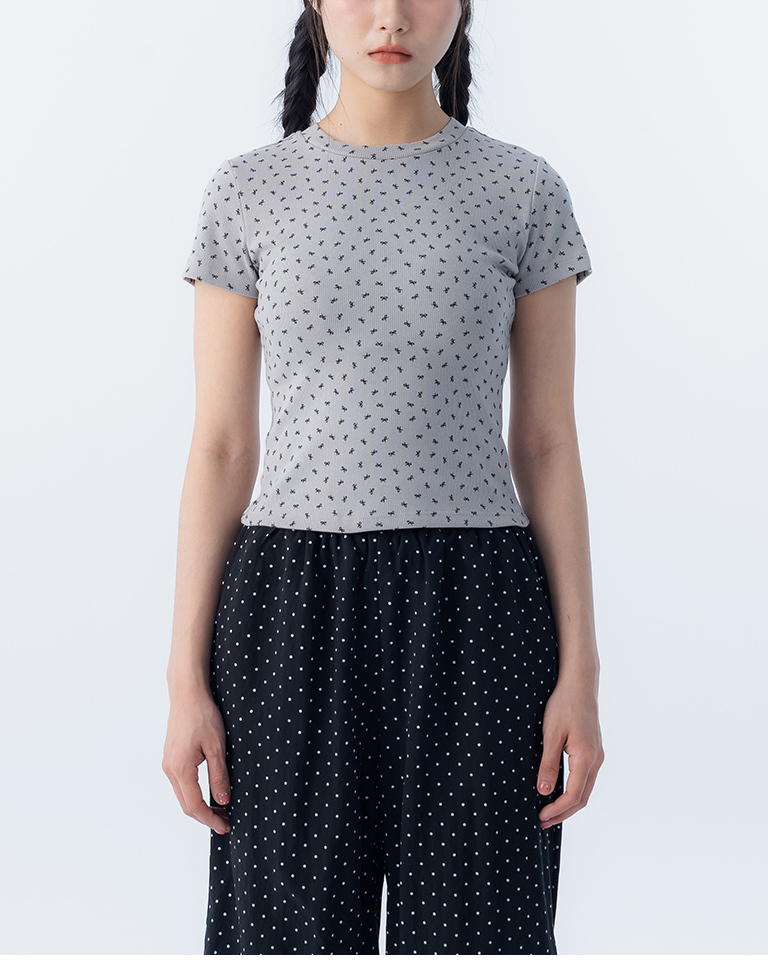 リボンプリントフィットトップス 3色展開