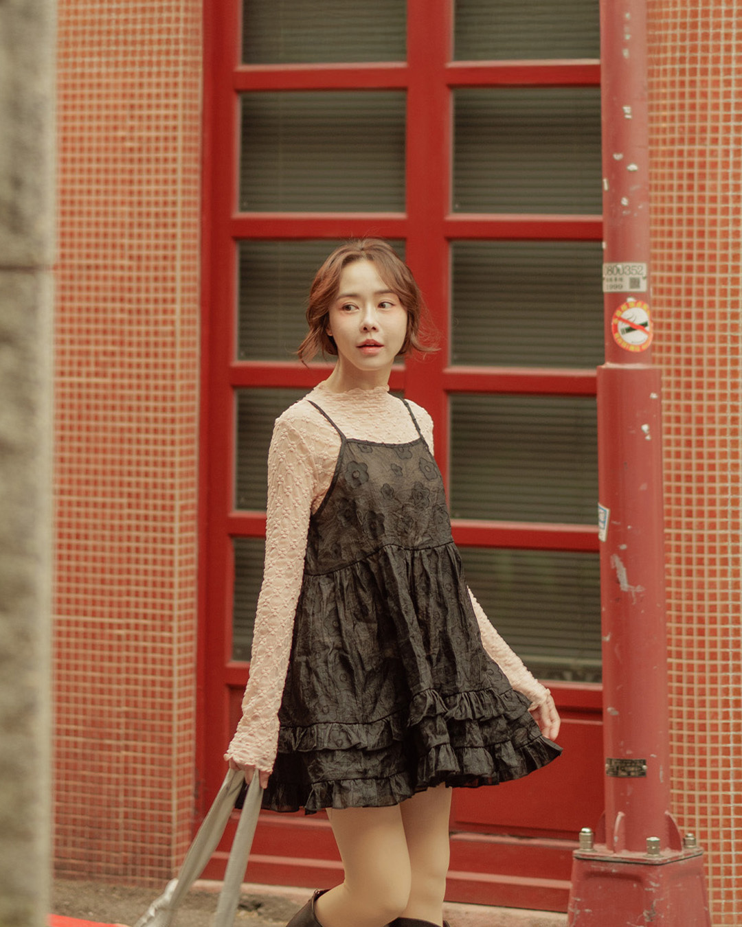 立体フラワー透かし編みキャミソール ブラック