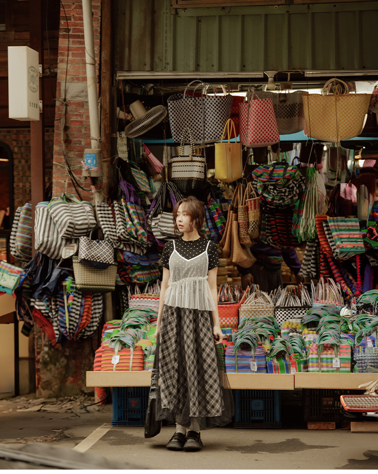 春1尚未收到---ドット柄クルーネックトップス 3色展開