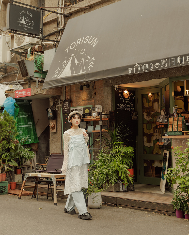 春1尚未收到---ドローストリングキャミソール 3色展開