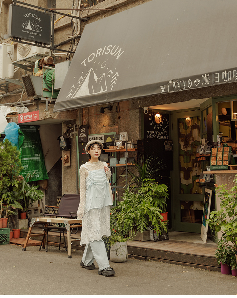 春1尚未收到---ドローストリングキャミソール 3色展開