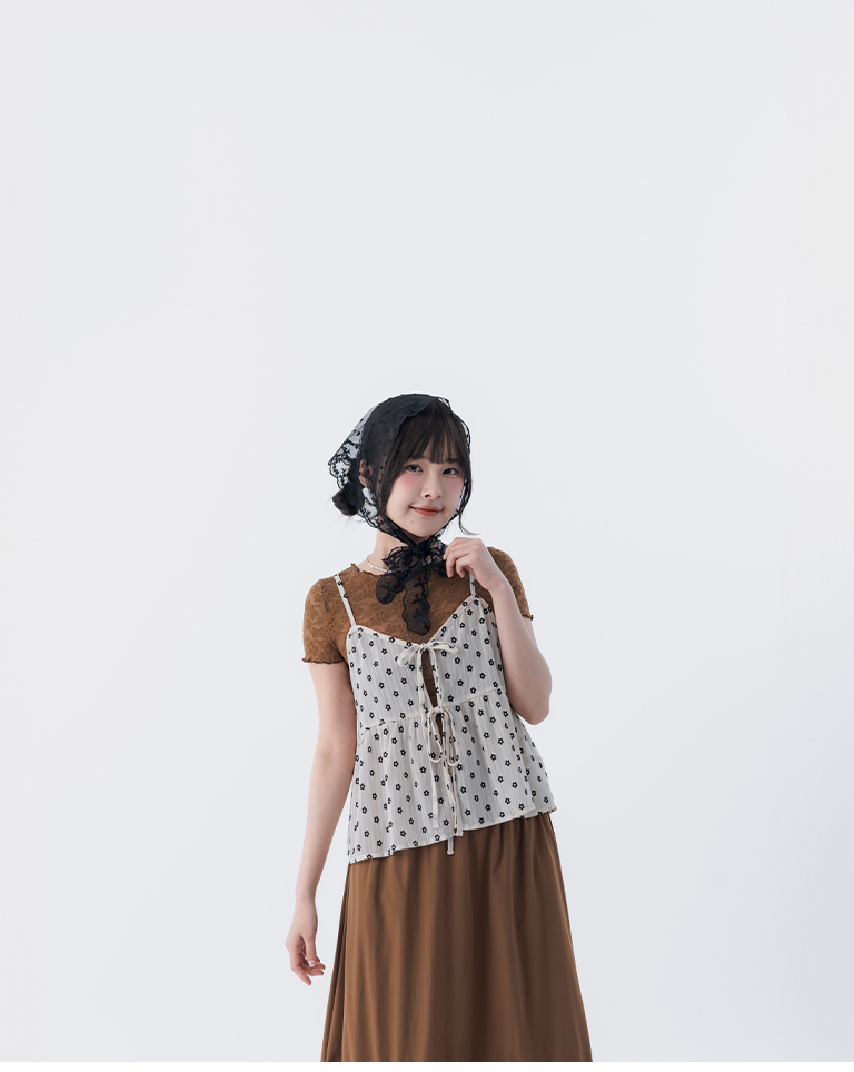 フラワー刺繍キャミベスト 2色展開