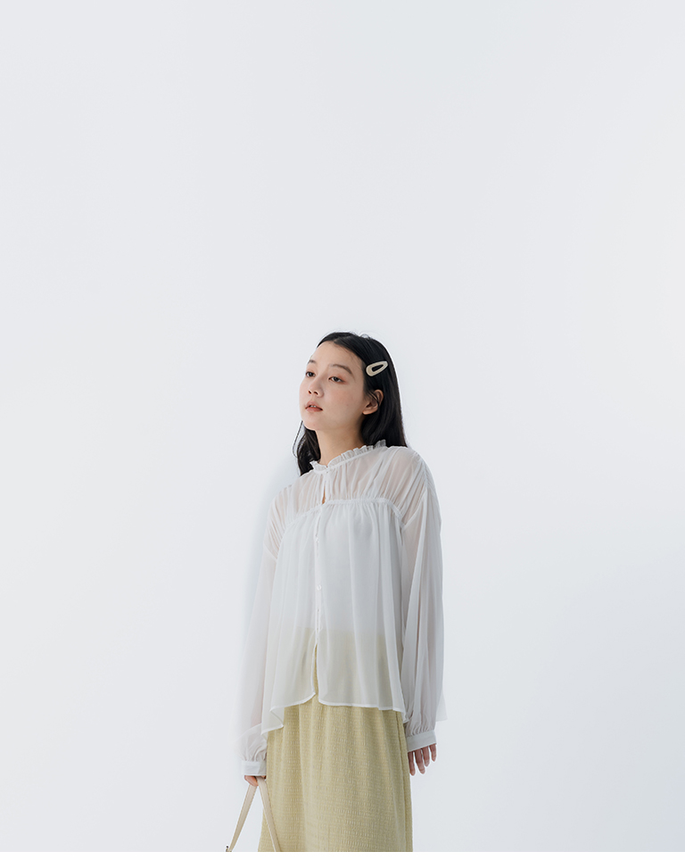 スタンドカラー フリル シアートップス 2色展開