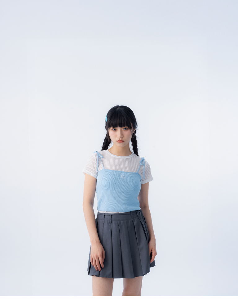 フラワー刺繍ニットキャミソール 3色展開