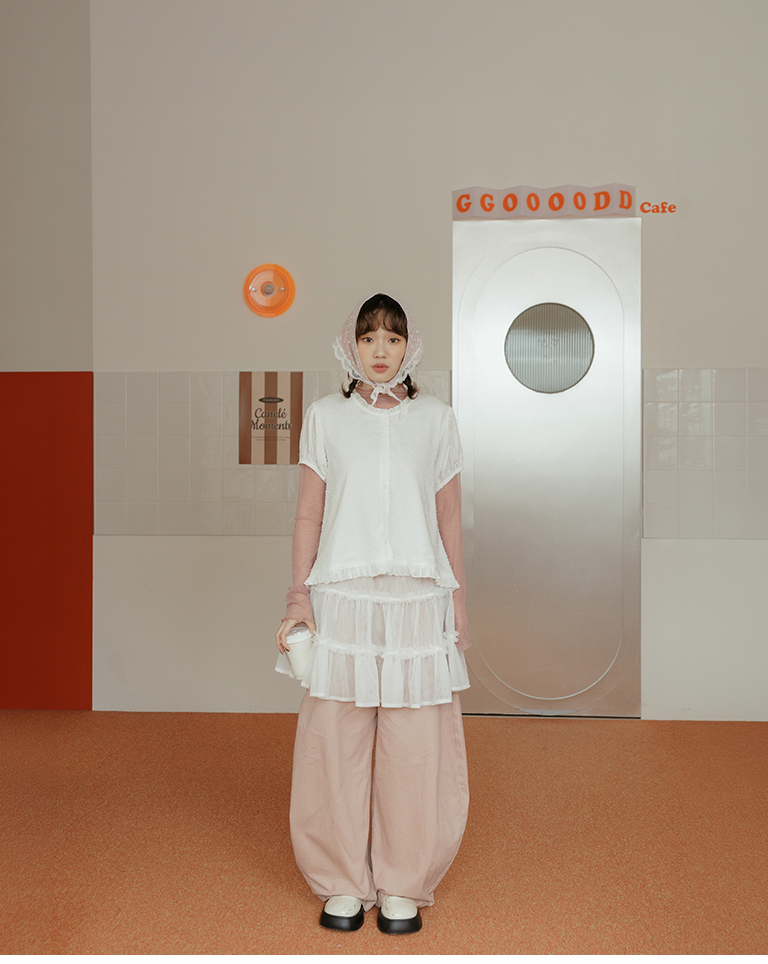 フリルパフスリーブトップス 2色展開