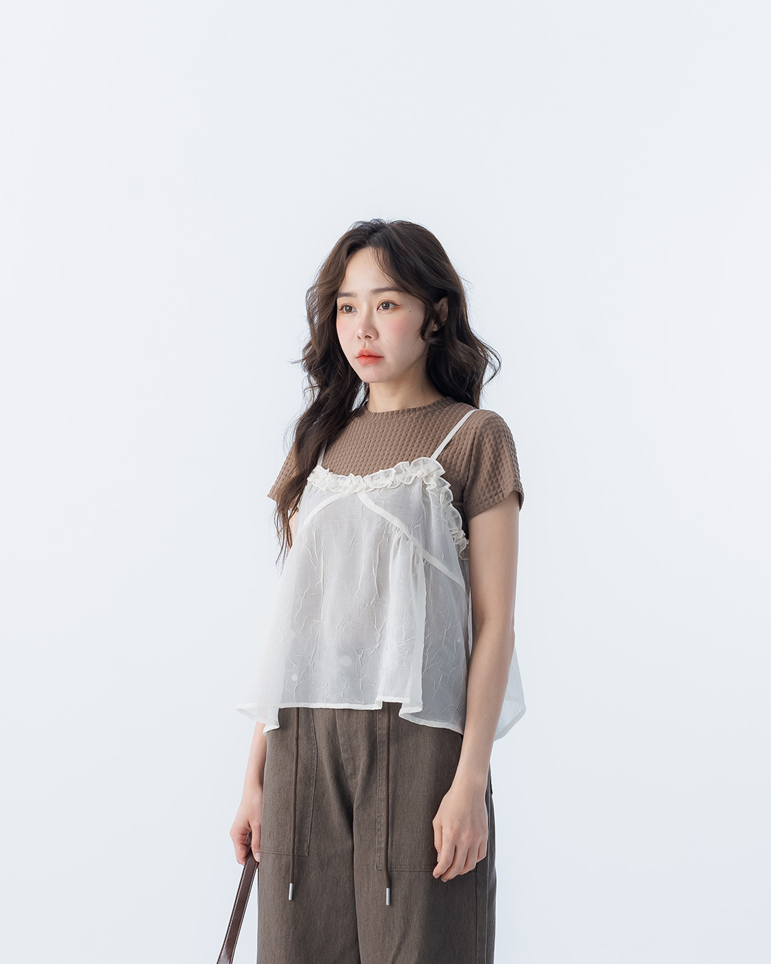 フリルネックキャミソール ホワイト