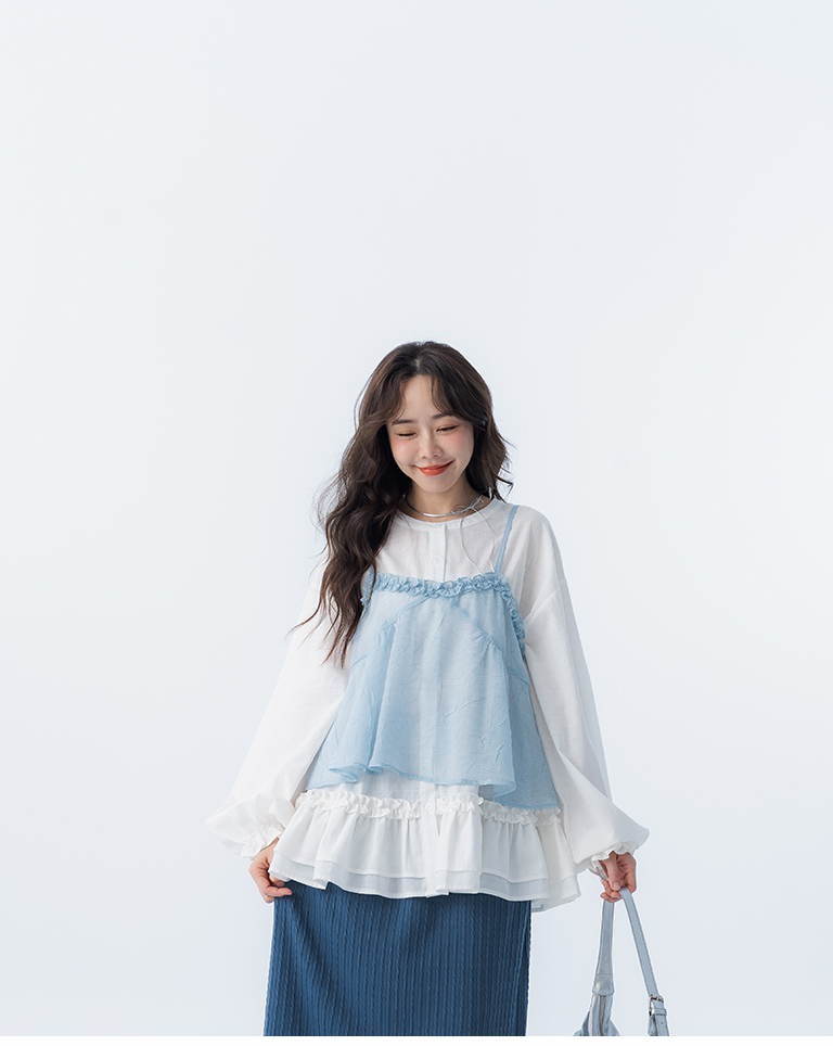 フリルネックキャミソール ブルー