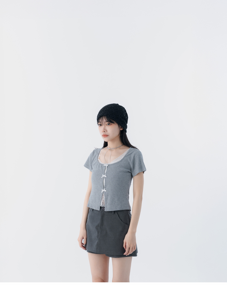 春12未到---フェイクレイヤードレーストップス 3色展開