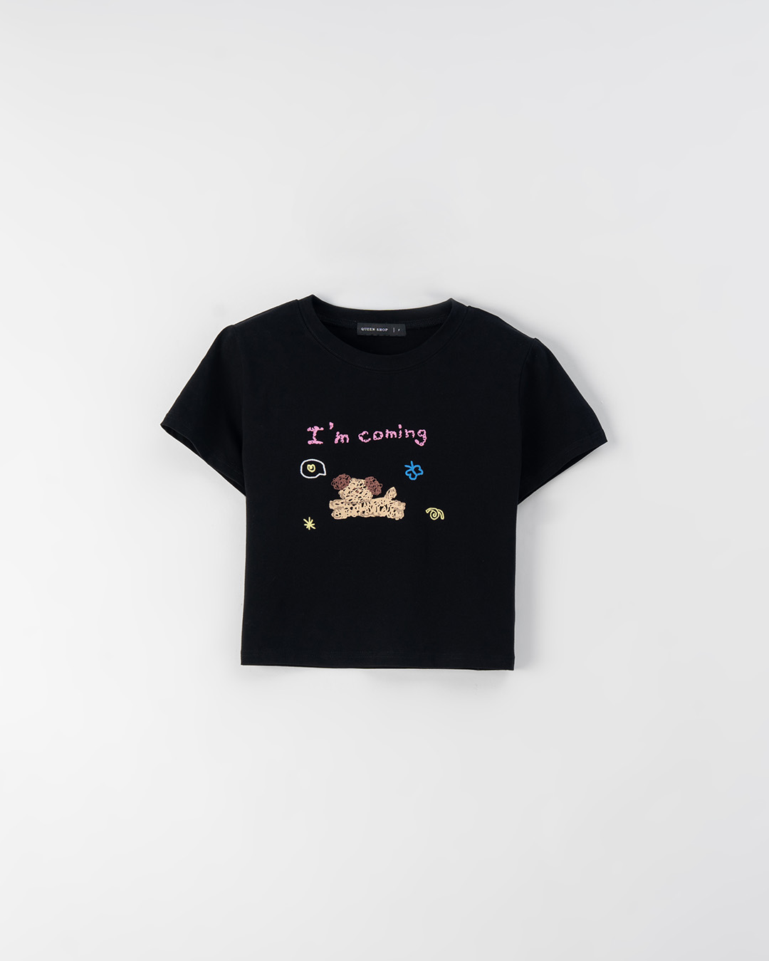 手描きドッグプリントショート丈トップス 2色展開